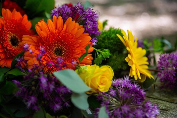 Little-Tin-Shed-Funeral-flowers-Essex-sheaf