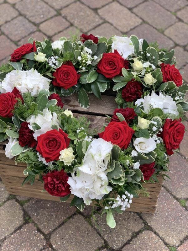 Heart funeral tribute, Open Heart - Image 3