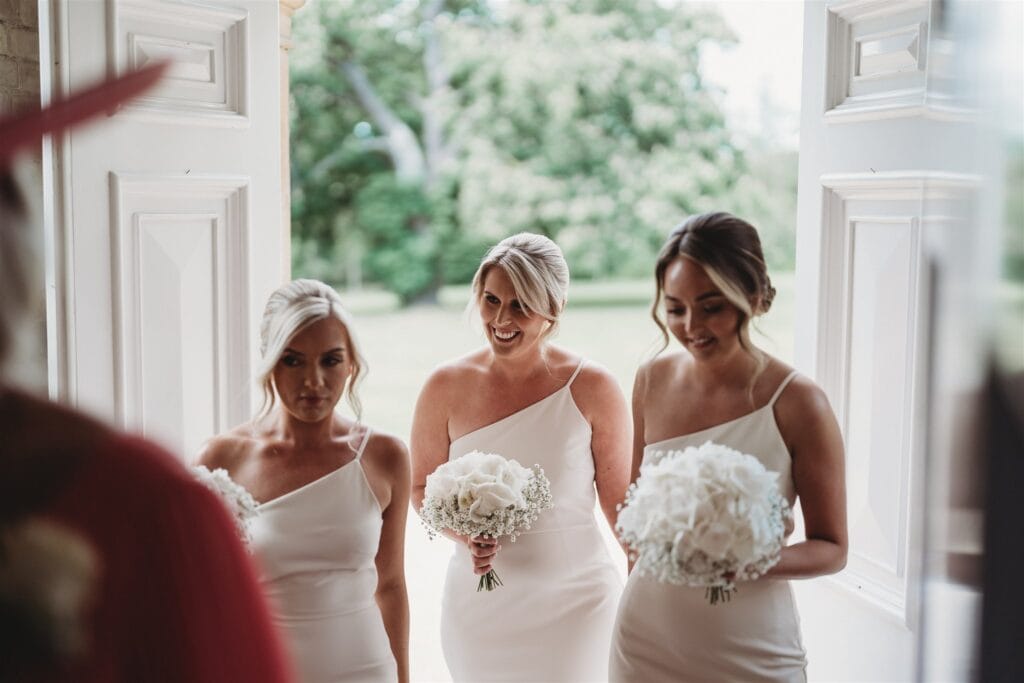 Nicole & Taylor, Hatfield Place Wedding flowers, Photographed by Matt Wing, Flowers by Little Tin Shed.