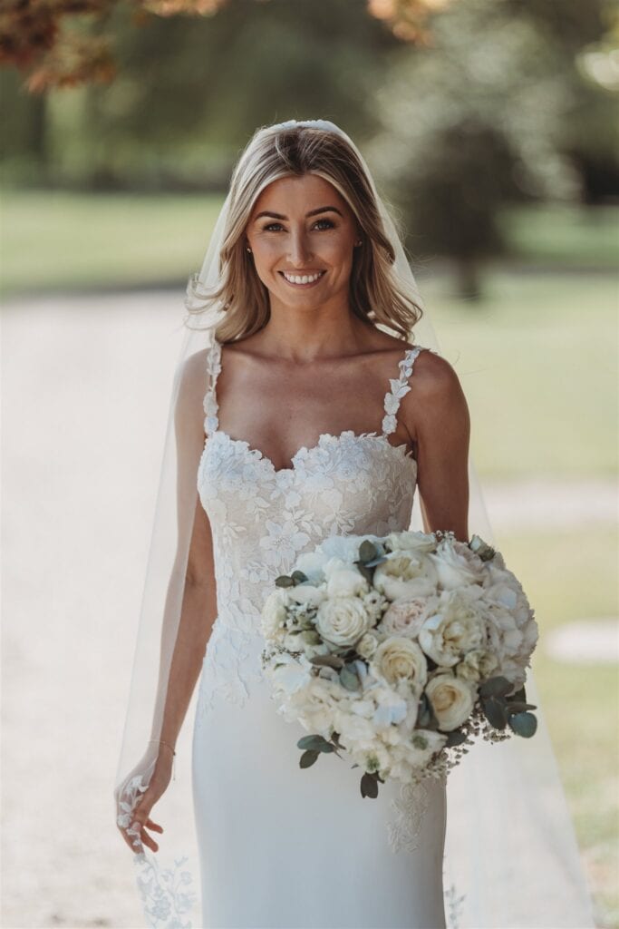 Nicole & Taylor, Hatfield Place Wedding flowers, Photographed by Matt Wing, Flowers by Little Tin Shed.