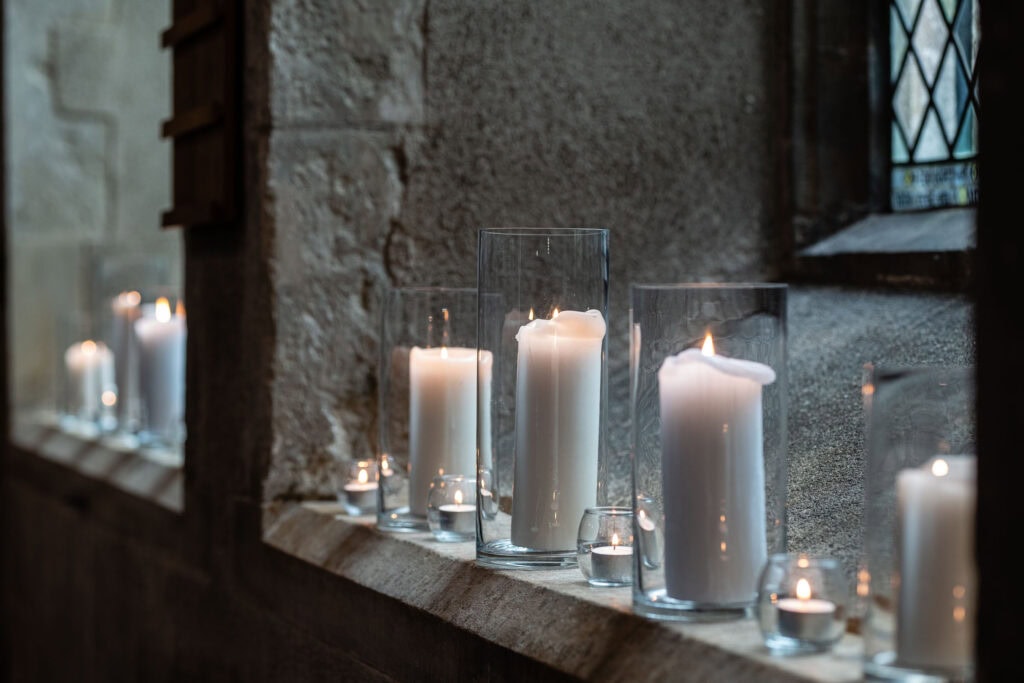 wedding flowers at Hengrave Hall by Little Tin Shed flowers photographed by Chris Grover ()