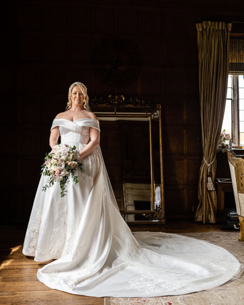 wedding flowers at Hengrave Hall by Little Tin Shed flowers photographed by Chris Grover ()