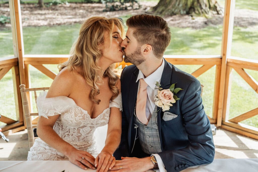 wedding flowers Mulberry House ()