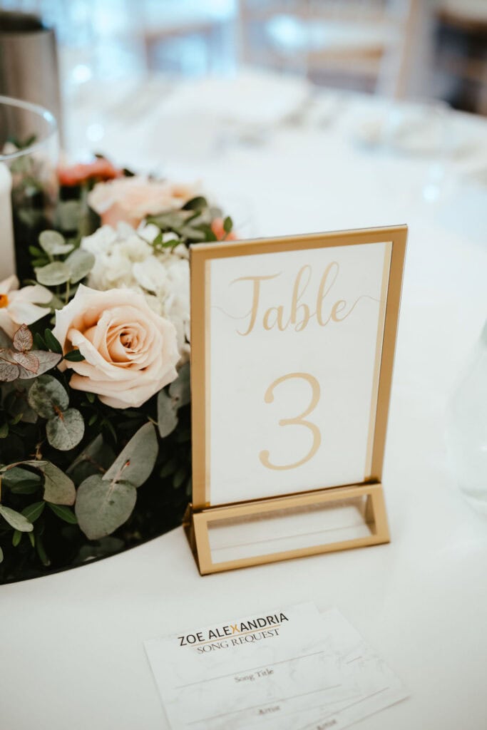 wedding flowers Mulberry House ()