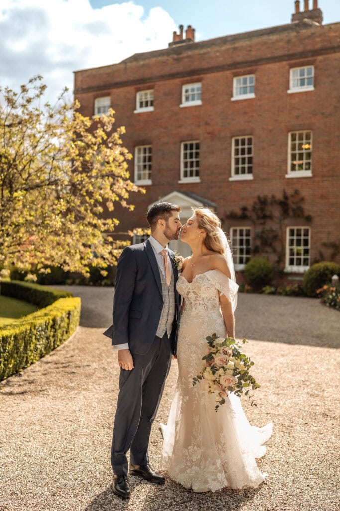 wedding flowers Mulberry House ()