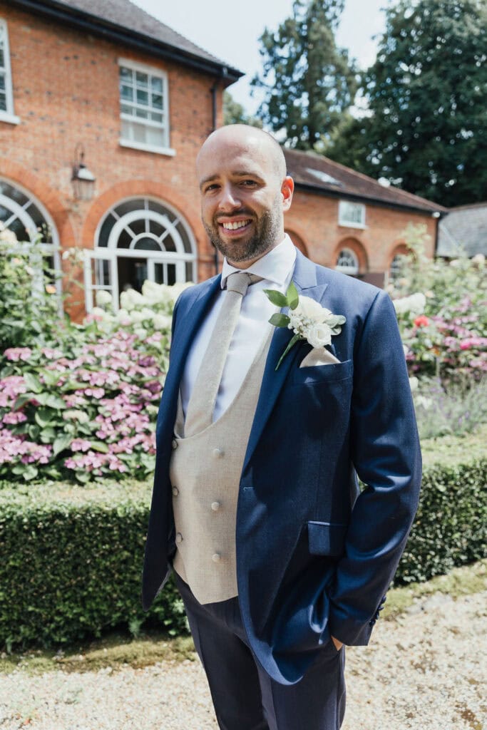 GaynesParkwedding wedding flowersbyLittleTinShed PhotographyJuliaandyou