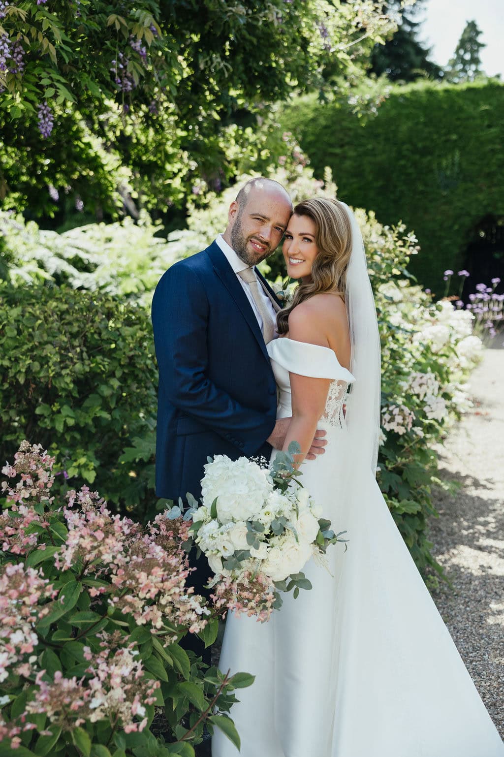 GaynesParkwedding wedding flowersbyLittleTinShed PhotographyJuliaandyou
