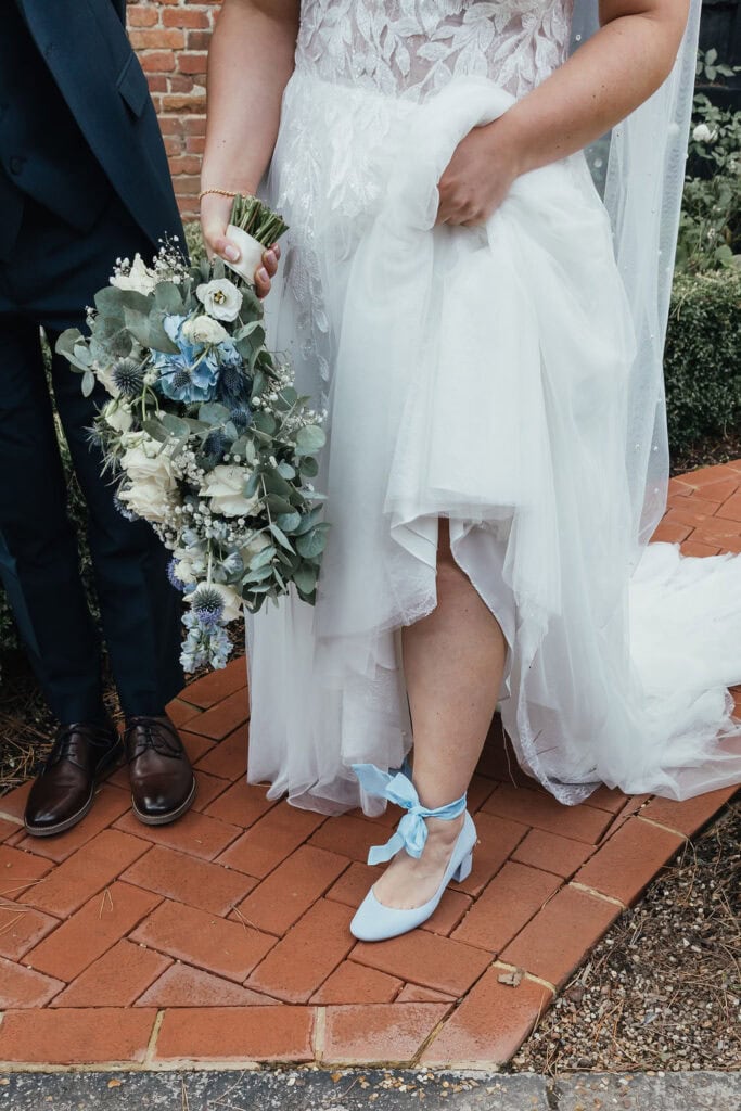 GaynesParkwedding wedding flowersbyLittleTinShed PhotographyJuliaandyou