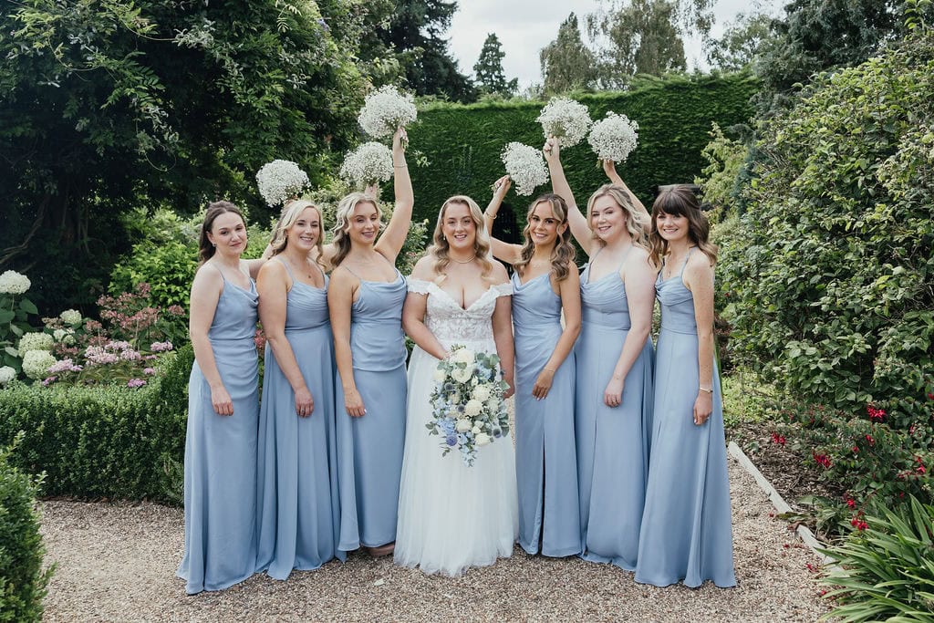 GaynesParkwedding wedding flowersbyLittleTinShed PhotographyJuliaandyou