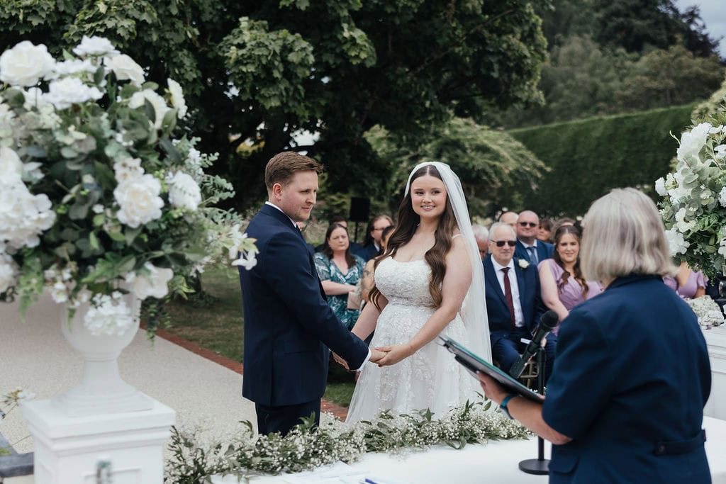 Gaynes Park wedding flowers, Little Tin Shed Flowers, Julia & You photography