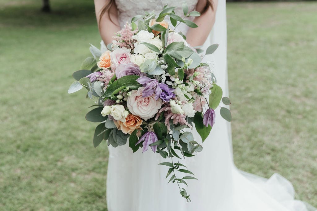 Gaynes Park wedding flowers, Little Tin Shed Flowers, Julia & You photography