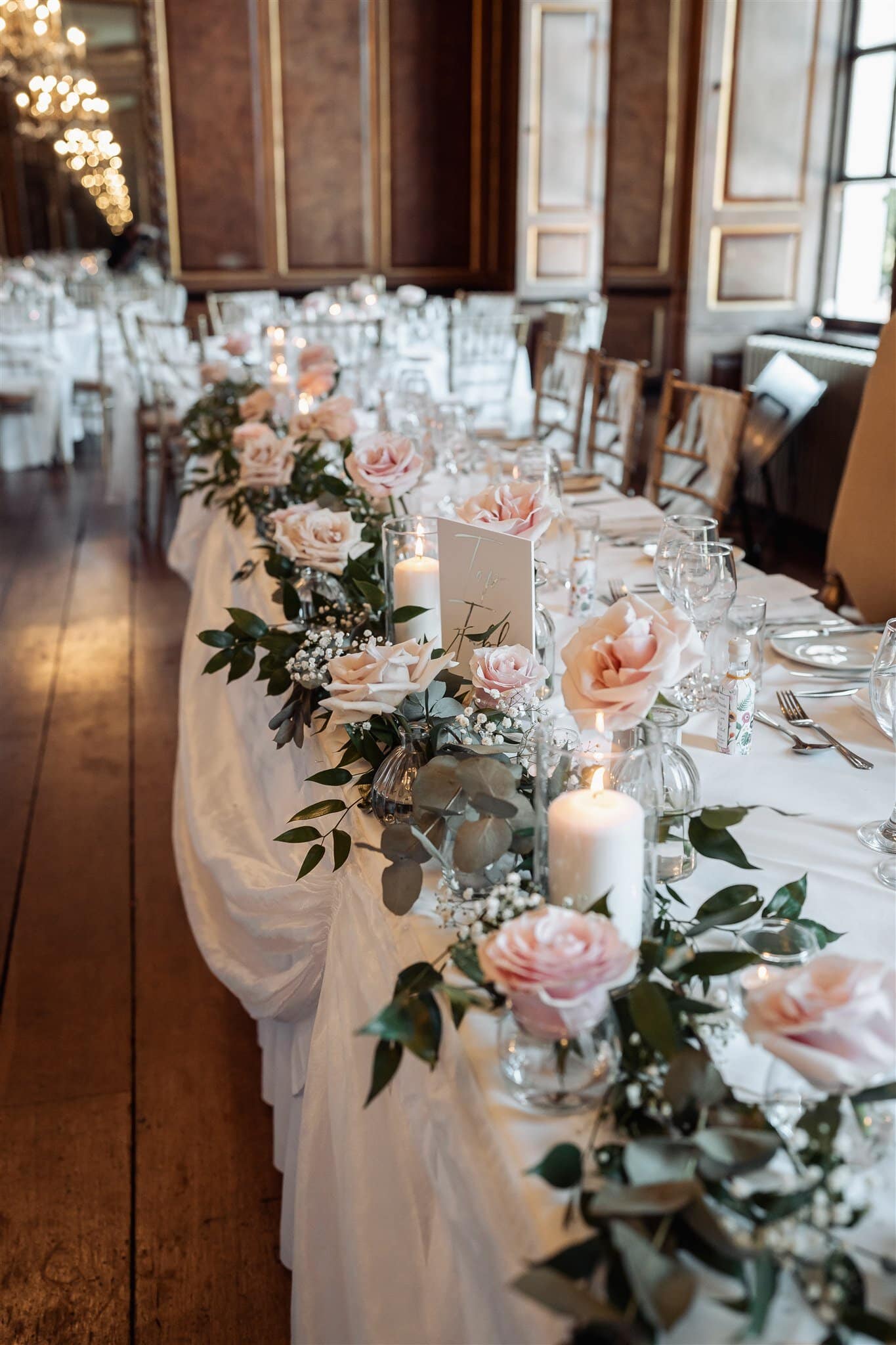 Gosfield Hall wedding flowers, Little Tin shed flowers, Johy payton photography