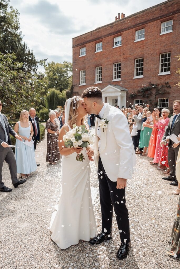Summer wedding flowers at Mulberry house